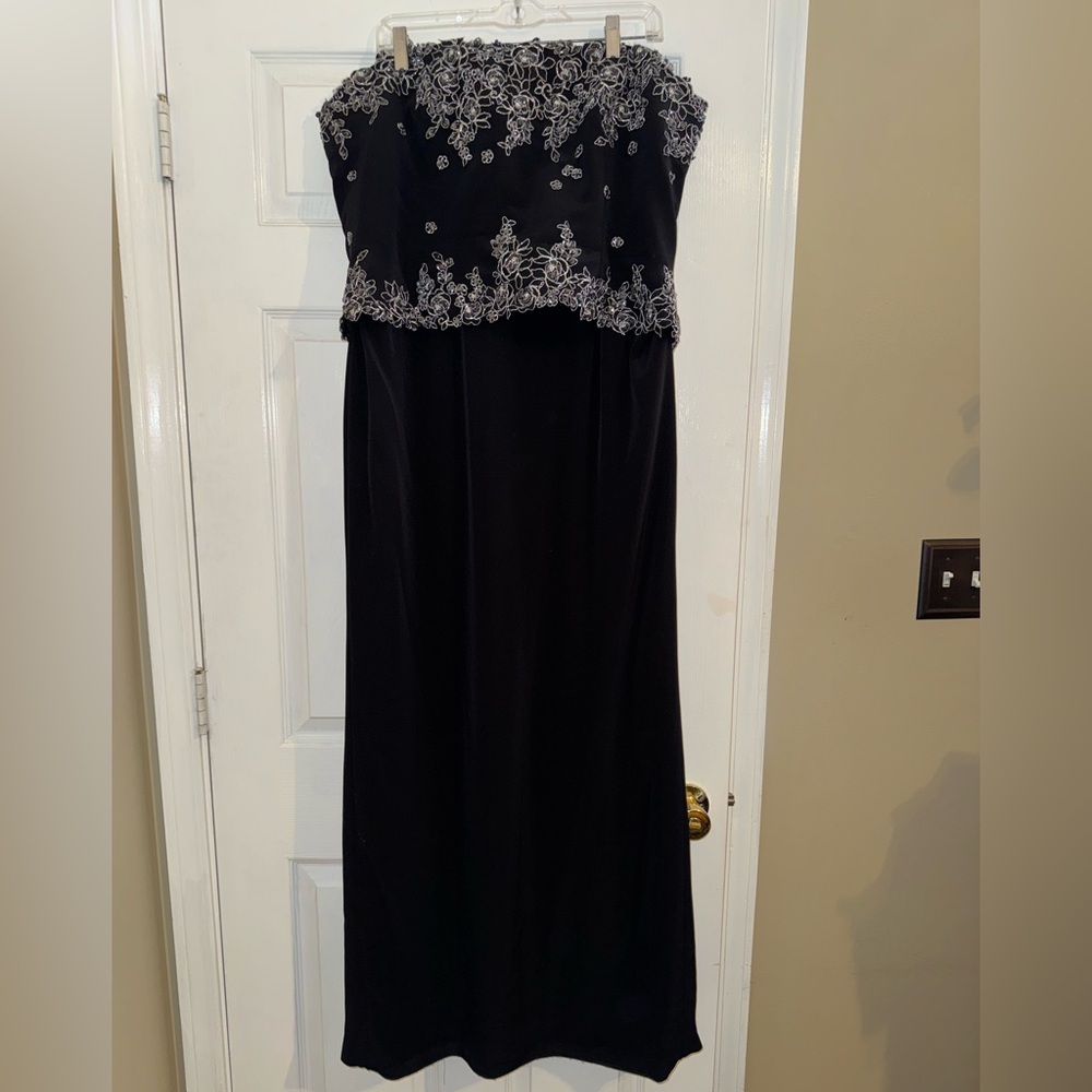 Montage by Mon Cheri Black Strapless Dress with Silver Embroidery - Picture 3 of 6